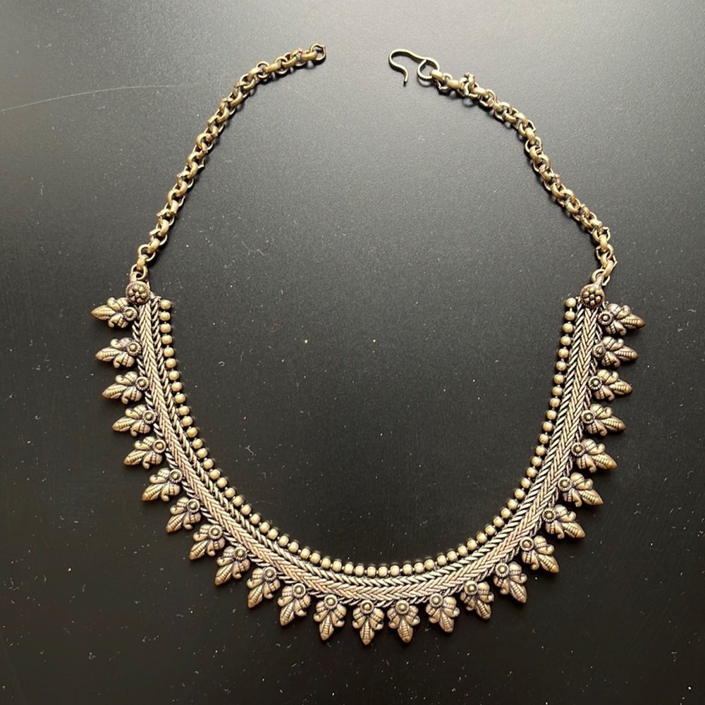 Beautiful vintage oxidized necklace 🗝